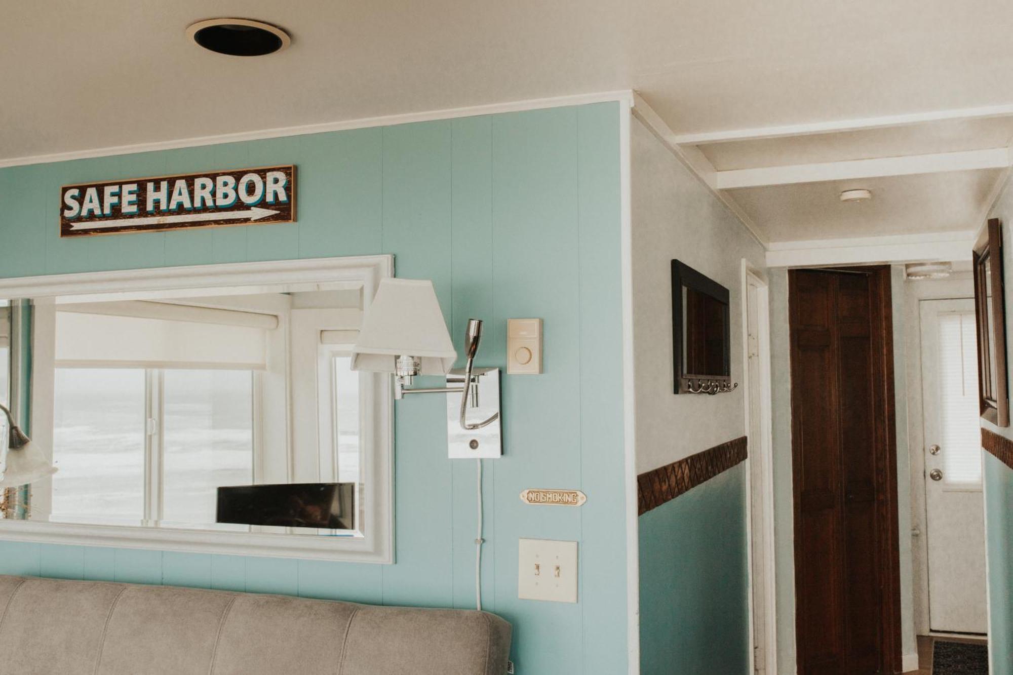 Inn At Nye Beach Newport Room photo